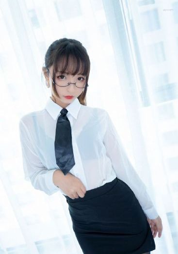 欧美丝袜丝交nylon秘书网站_DVD电影完整版在线观看