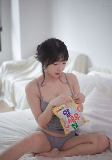 色噜噜色噜噜天天拍一拍_国产剧动漫免费观看