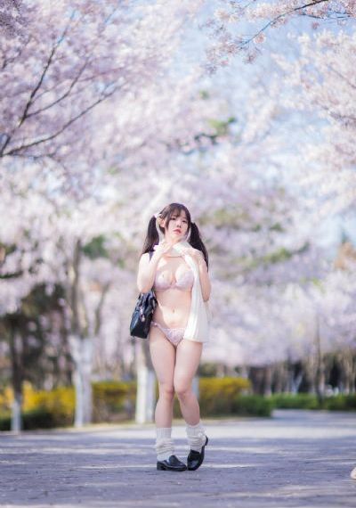 星空影院全天24小时制在线更新_720电影在线观看
