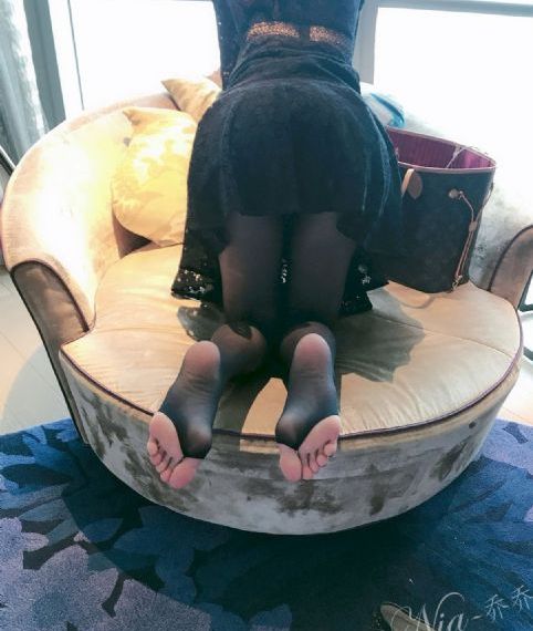 无码专区人妻系列制服_超清免费观看