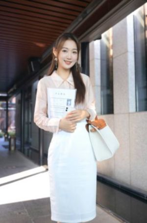 厕沟精品清晰女厕正面女_高清在线观看视频