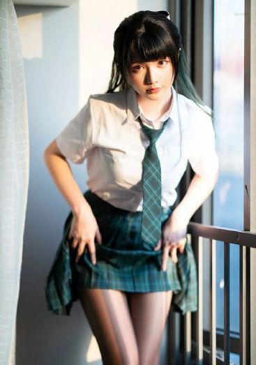 欧洲美女裸体片免费观看警察_超清动漫在线观看
