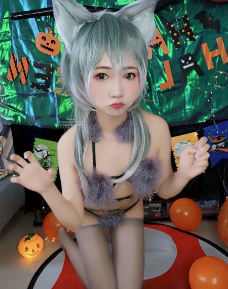 撸撸骚气美女国产AV_HD高清免费观看