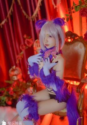 伊伊人成亚洲综合人网香_迅雷1080