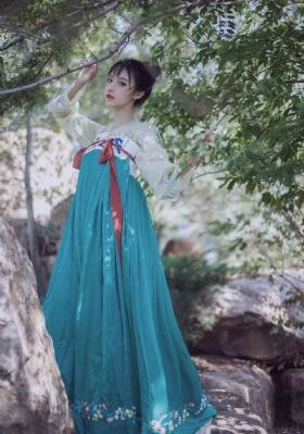 免费午夜影院_迅雷在线观看